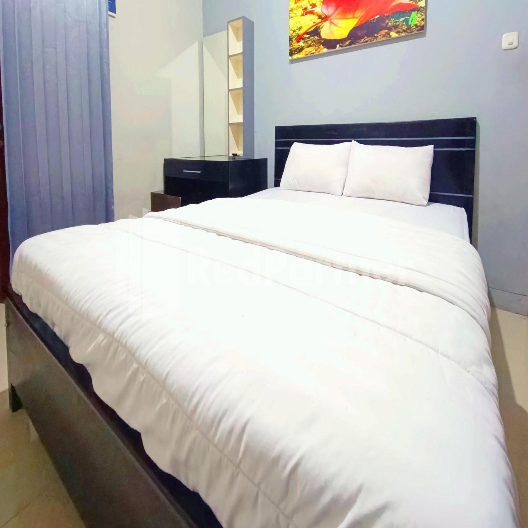 D'Waru Homestay Syariah Near Jl Slamet Riyadi Mitra Reddoorz Surakarta  Экстерьер фото
